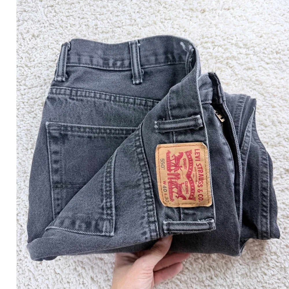 Levi's 550 Relaxed Fit Jeans Men 40x30 Charcoal Black Tapered Denim Pants
